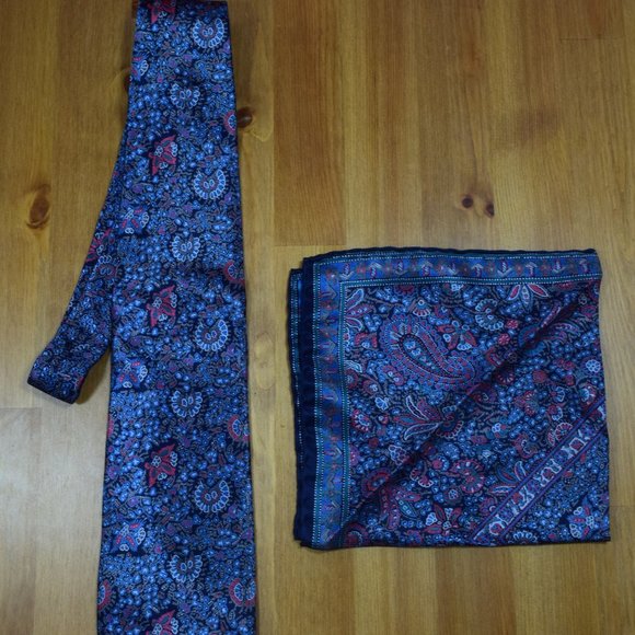 $450 BRIONI Rare Handmade Satin paisley Navy Blue Silk Tie / Pocket Square Set - Picture 12 of 16